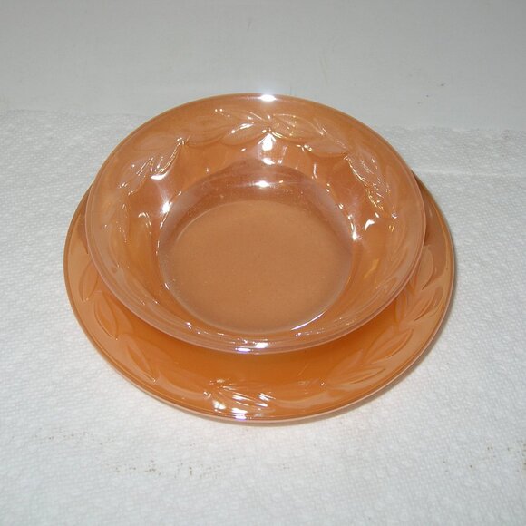 Vintage Fire King Peach Luster Laurel Leaf BOWL & PLATE Oven Ware USA  I - Picture 4 of 5